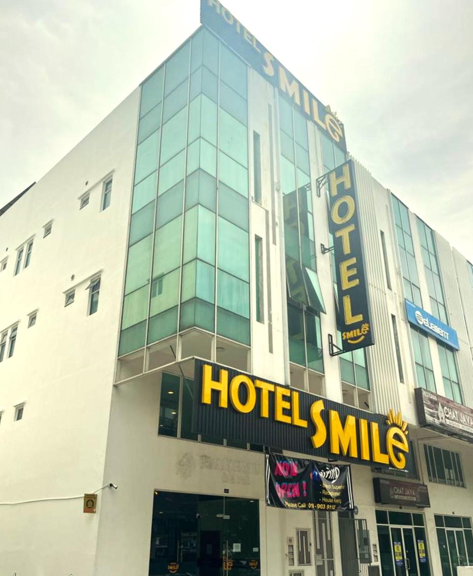 Smile Hotel Subang Airport شاه علام المظهر الخارجي الصورة